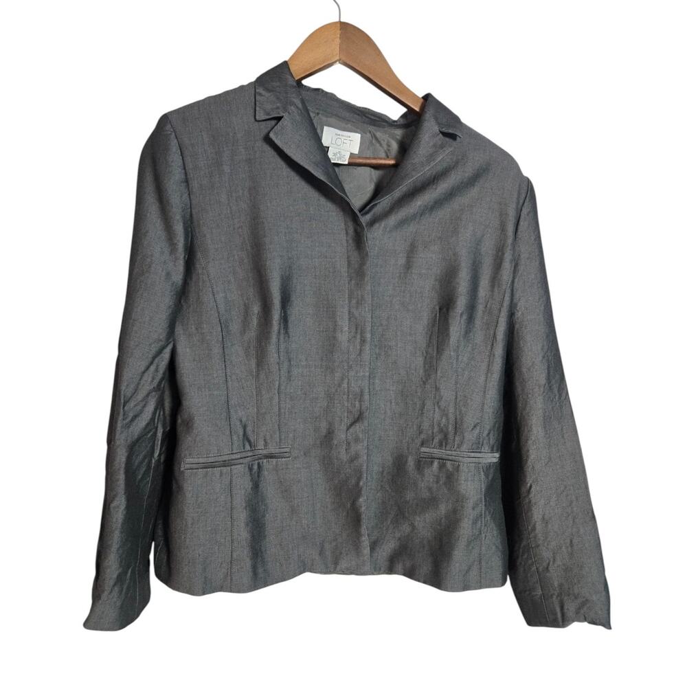 Ann Taylor LOFT Gray Wool‑Blend Tailored Blazer – Size 10